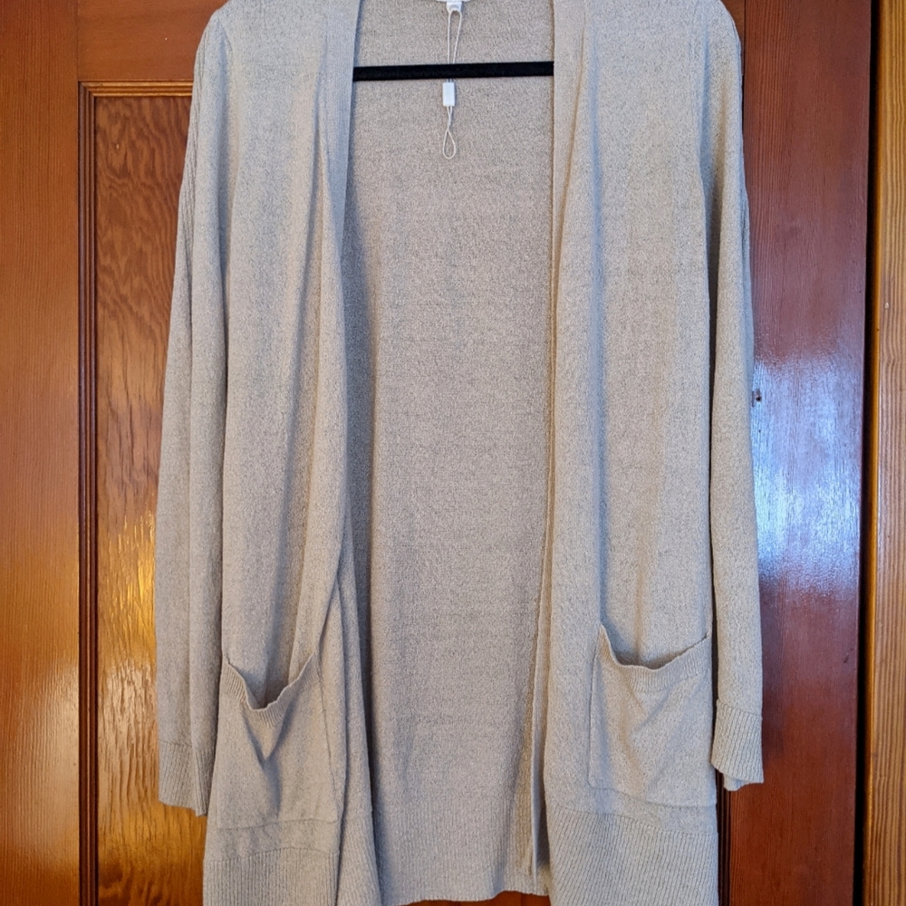 Light, Cream Pointelle Cardigan Size M